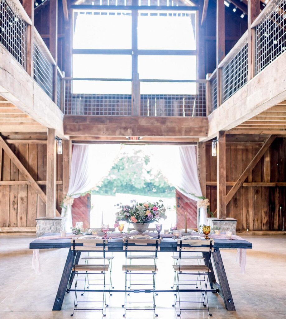 Barn Wedding, Tennessee Wedding, Tennessee Bride, Farm Wedding, Rustic Wedding, Wedding Venue, Cedar Hill, Country Wedding, Vintage Wedding, Elegant, Decor, Reception, Ceremony, Bride, Groom, Wedding Dress, Wedding Planning, Southern Wedding, Southern Bride, Wedding Ring, Engaged, Engagement Party, Rehearsal Dinner