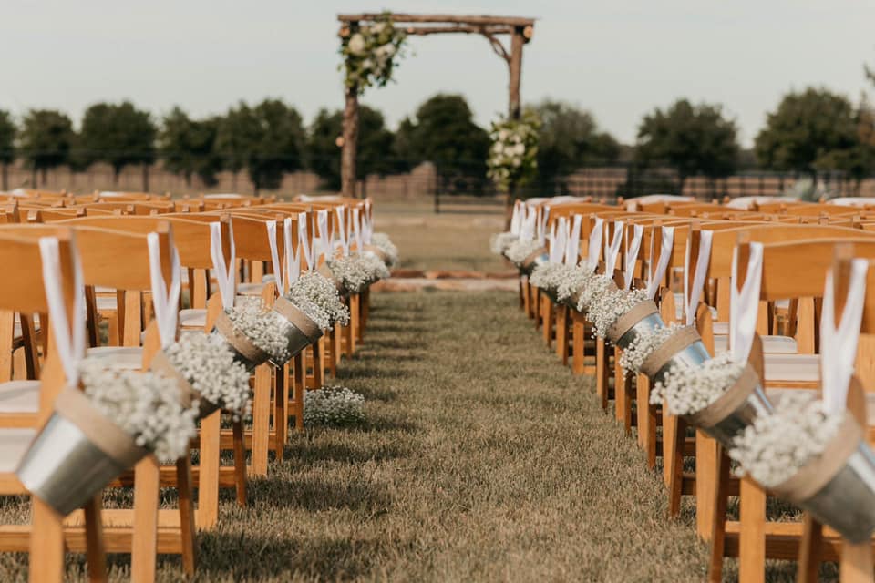 Wedding Venue Owner, ceremony, reception, Houston Texas Wedding Venue, Houston, Texas, Wedding, Venue, Farm Wedding, Barn Wedding, Rustic Wedding, Country Wedding, Texas Bride, Texas Groom, Cowboy Wedding, Boots wedding, Cowboy, Vintage, Rustic, Wedding Dress, Wedding Planning, Wedding Ranch