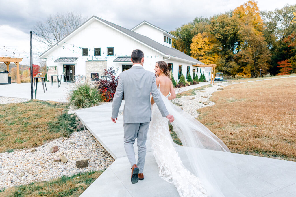 Indiana Wedding, Indiana, Indiana Bride, Indianapolis Wedding venue, Wedding Venue, Wedding Site, Ceremony Site, Wedding Venue Owners, Wedding Planning, Bride, Groom, Engaged, Wedding Dress, Hair & Make UP, Wedding Ring, Ceremony