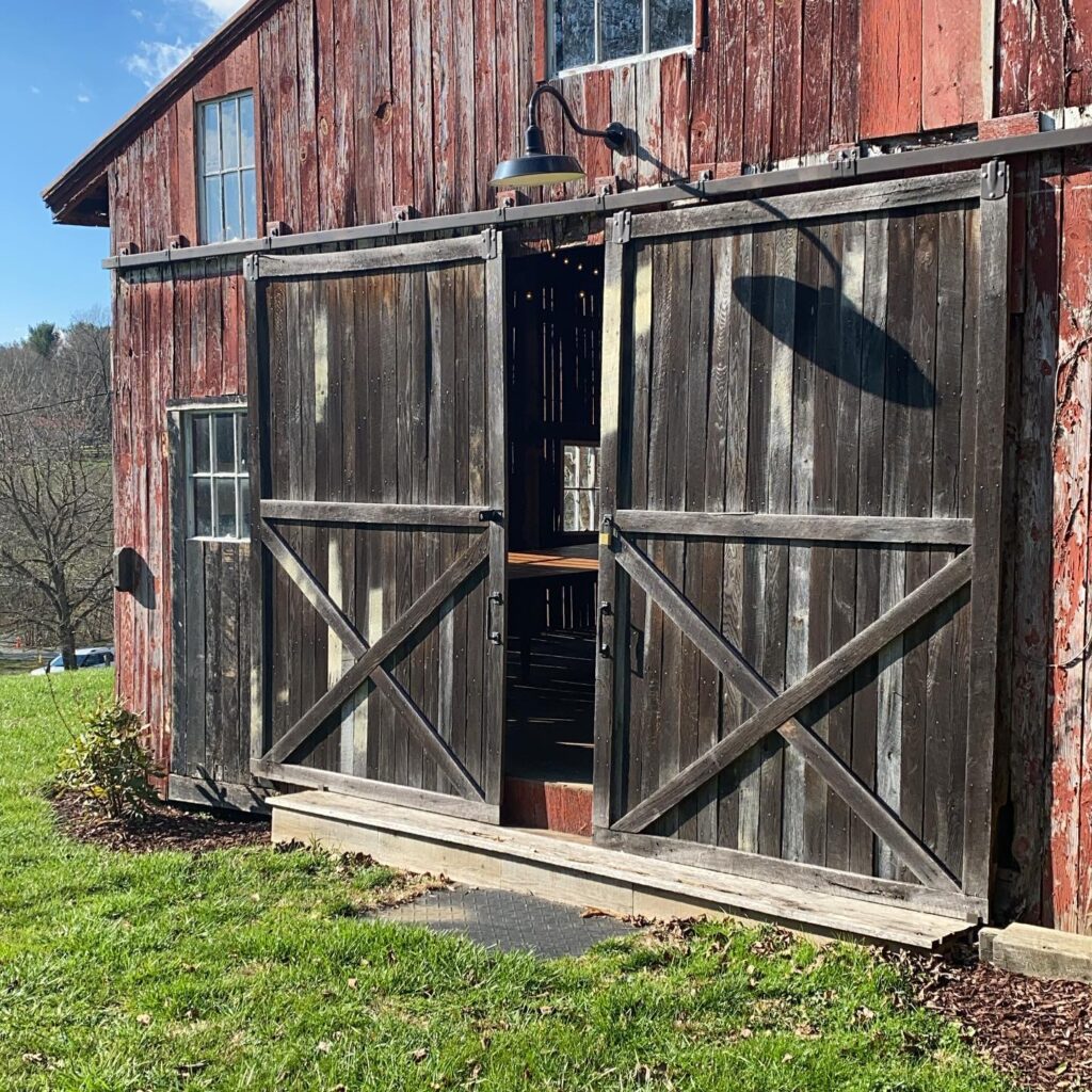 Winding Creek Farm, Wedding Venue, Leesburg Wedding, Loudoun Country, Rustin Wedding, Barn Wedding, Virginia Wedding, Country Wedding, Washington DC Wedding, DIY Wedding, Wedding Day, Wedding Planner, Wedding Venue, Venue Owner, Farm, Barn, Bride, Groom, Couple