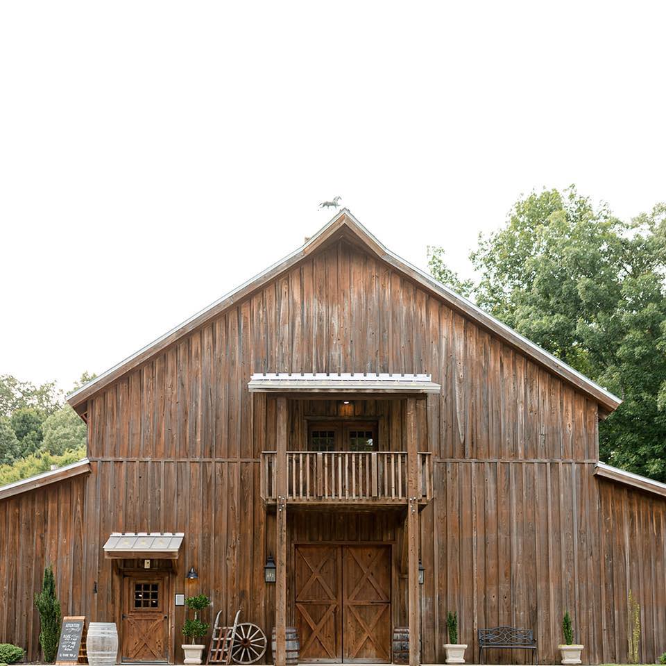 The Silos Barn, Bono Arkansas, barn wedding, barn, country wedding, rustic wedding, white barn, luxury barn, wedding venue, modern venue, luxury wedding venue, banquet wedding venue, city wedding venue, downtown wedding venue, elegant wedding, luxury wedding venue, gatsby wedding, boho wedding, vintage wedding, roaring twenties wedding, wedding reception, wedding ceremony, wedding planning, engaged, bachelor, bachelorette