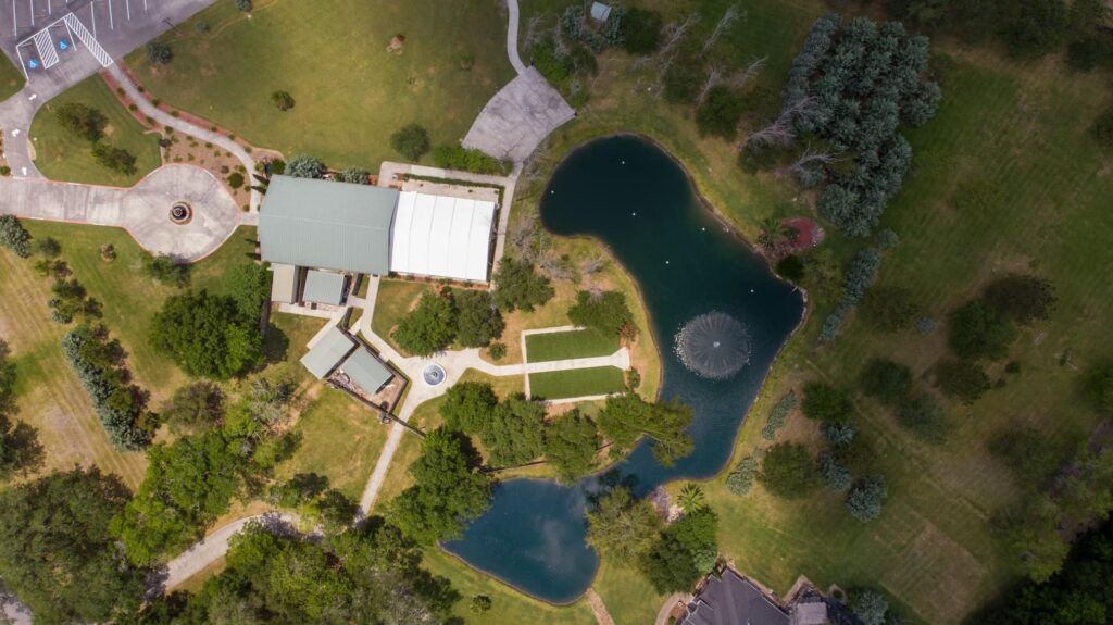 Wedding Venue Near Houston For Sale, Wedding Venue For Sale, Wedding Venue For Sale near Galveston Texas Texas Wedding Venue for sale, waterfont, lakeside, wedding ceremony, wedding reception, wedding venue seller, wedding venue buyer, wedding real estate, wedding venue lease, how to buy a wedding venue with no money, how to lease a wedding venue, real estate, investor