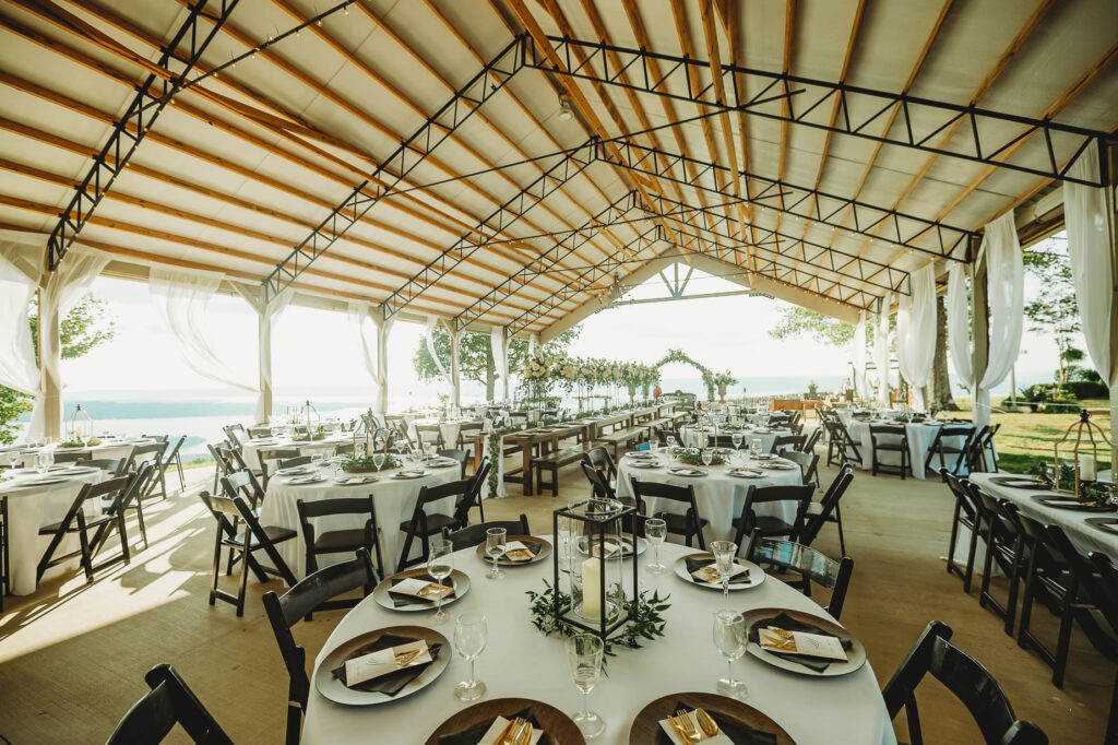 Wedding venue for sale, Alabama, Huntsville, Birmingham, Chattanooga, Atlanta, wedding venue seller, wedding venue overlooking Tennessee River, wedding venue river view, real estate seller, real estate buyer, income property, wedding real estate, wedding venue education