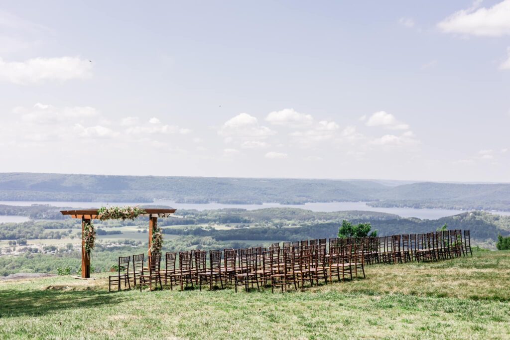 Wedding venue for sale, Alabama, Huntsville, Birmingham, Chattanooga, Atlanta, wedding venue seller, wedding venue overlooking Tennessee River, wedding venue river view, real estate seller, real estate buyer, income property, wedding real estate, wedding venue education