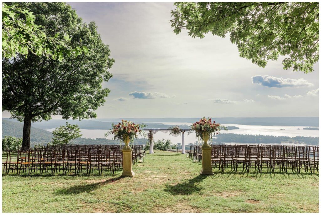 Wedding venue for sale, Alabama, Huntsville, Birmingham, Chattanooga, Atlanta, wedding venue seller, wedding venue overlooking Tennessee River, wedding venue river view, real estate seller, real estate buyer, income property, wedding real estate, wedding venue education