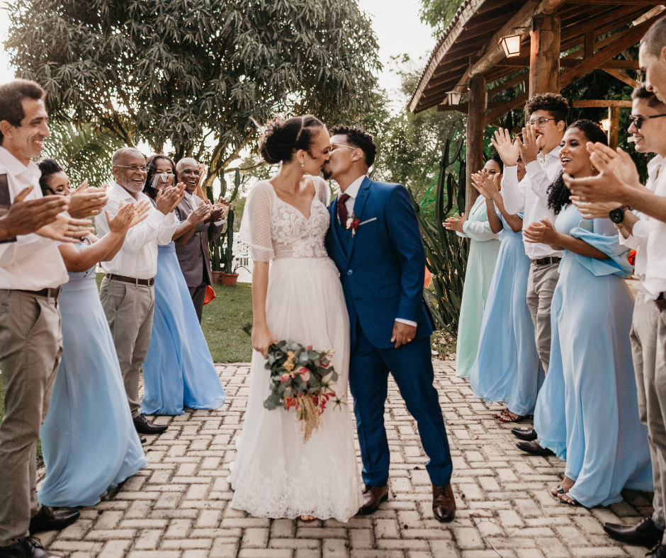 50 Reasons To Choose A Sunday or Friday Wedding Date