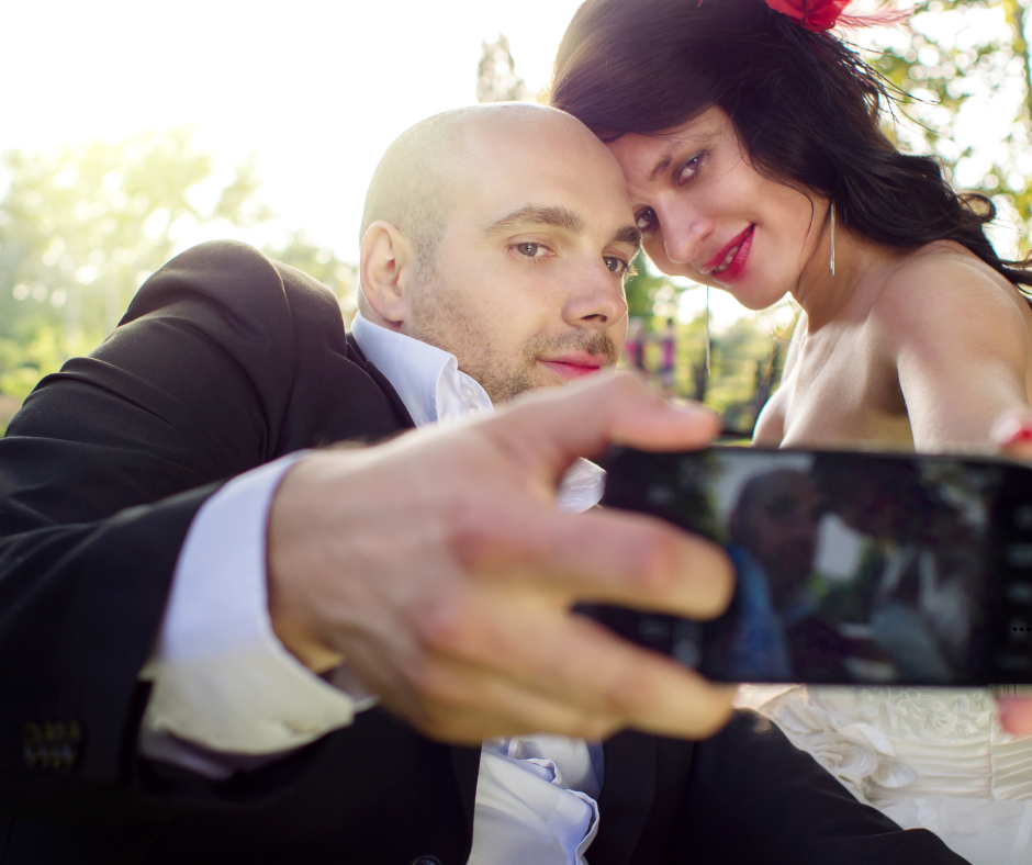 What to wear to a wedding, Cocktail Attire, Cocktail Attire Explained, Semi Formal, Formal, Black Tie, wedding attire, what to wear, wedding guest attire