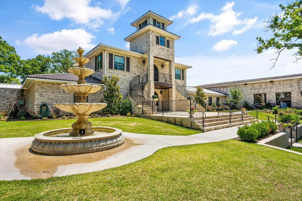 How To Pay For A Wedding 2025, wedding payments, paying for a wedding, wedding credit, wedding credit cards, wedding loan, wedding debt, payments for a wedding, how to pay for a wedding, credit cards, student loans, wedding budget, getting married on a budget, budget wedding ideas, budget wedding venues, budget destination wedding, budget wedding options, Discover credit card, American Express, loan options, loan payments, loan interest, savings, home equity loan