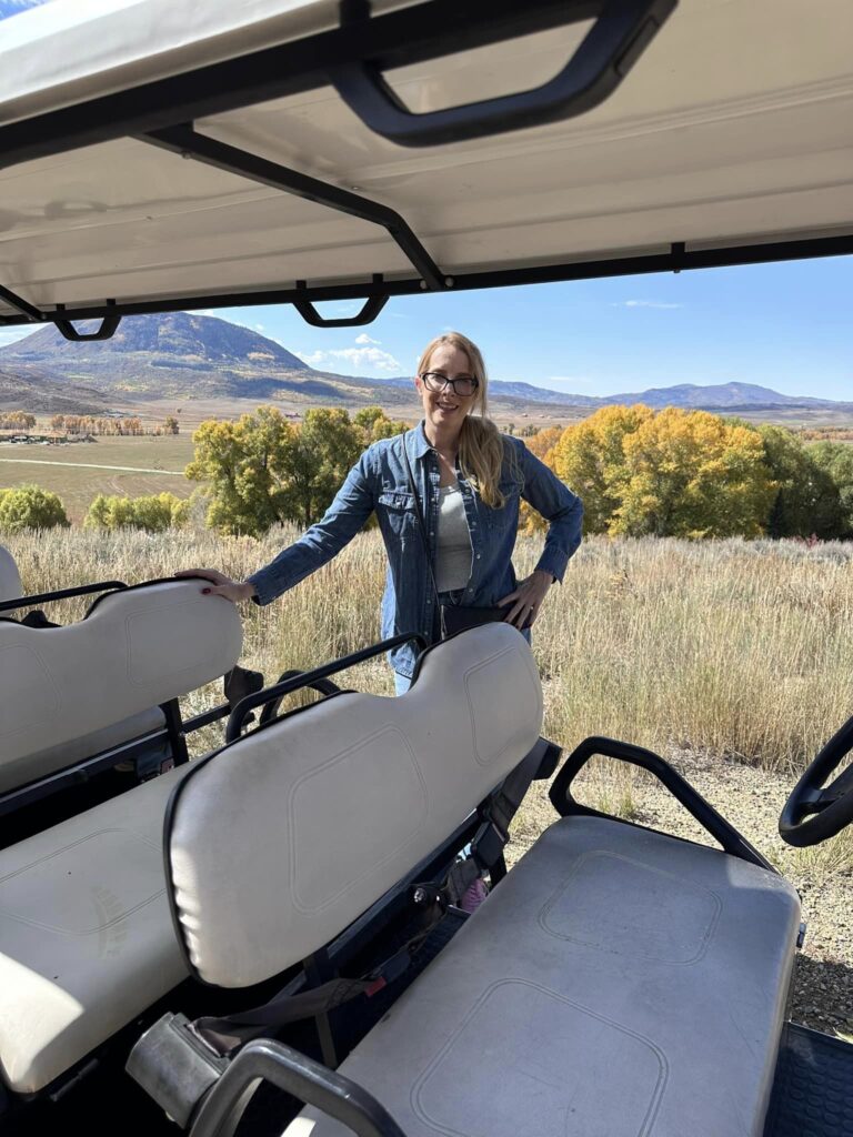 Wedding Business Guide to AI 2025, wedding marketing, wedding sales, wedding business, wedding venue business, wedding industry marketing, wedding business sales, wedding business consulting, wedding industry consulting, wedding business coach, wedding business tools, wedding CRM, wedding business CRM, Honeybook, 17 Hats, Tripleseat, Caterease, How to use AI for business, wedding venue owners working vacation, Didi Russell, wedding business expert, wedding industry expert