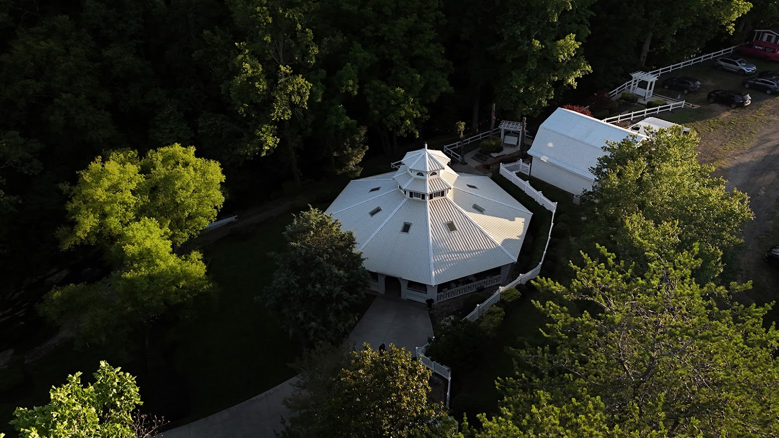 Greenville SC Wedding Venue Near Me: Spotlight on Ballenger Bridge