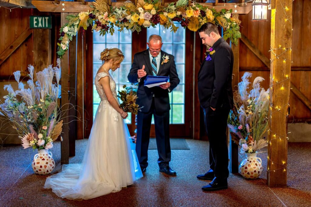 20 Romantic Outdoor Fall Activities in Northeast Ohio