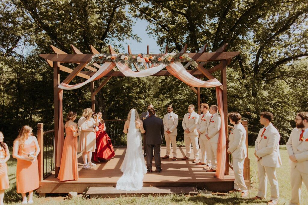 20 Romantic Outdoor Fall Activities in Northeast Ohio