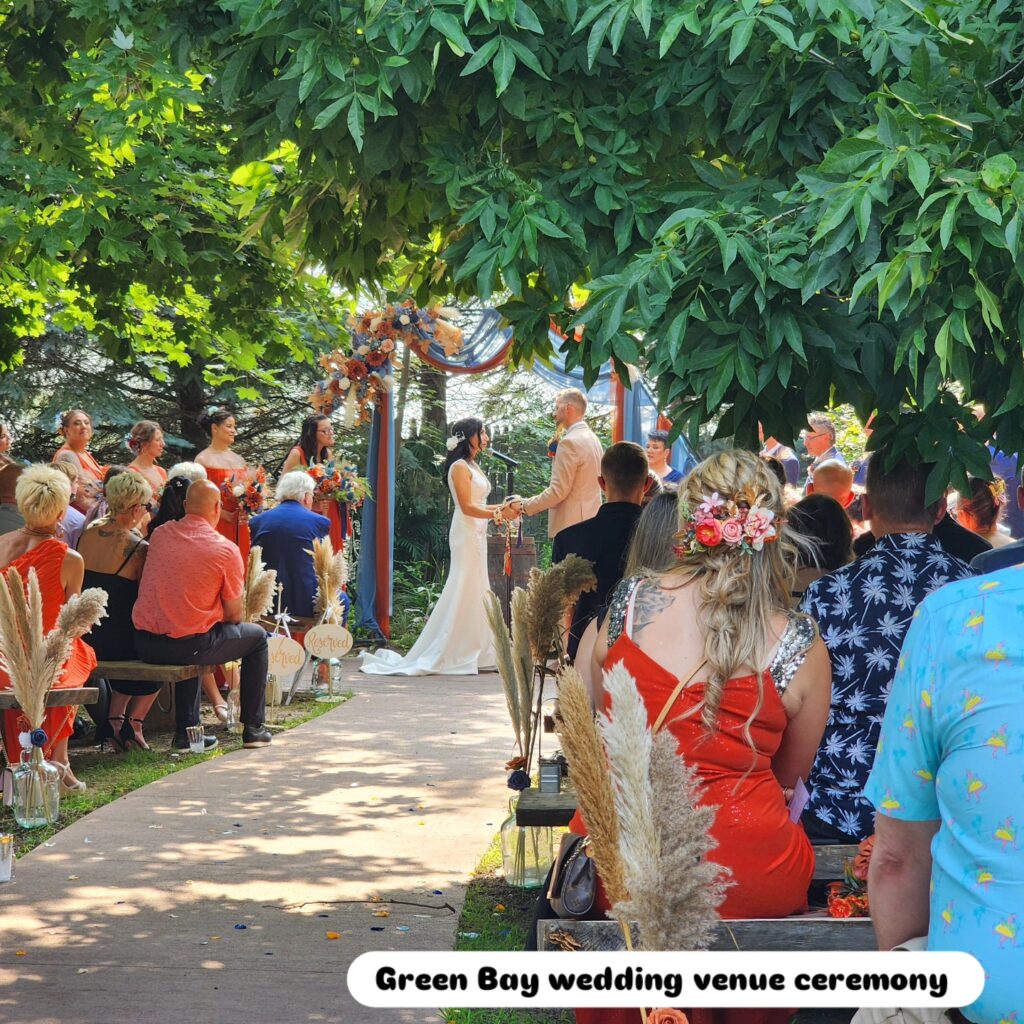 Affordable Green Bay Wedding Venues With Transparent Pricing & Packages