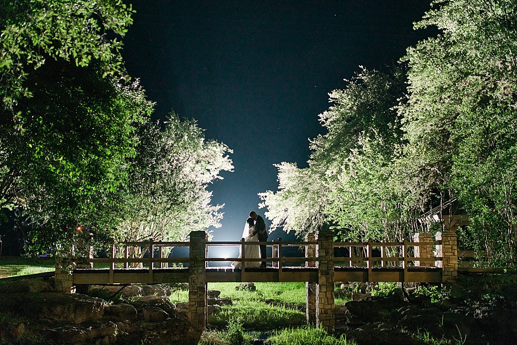 Bible Verses to Inspire Wedding Vows, Ceremony Script & Prayers