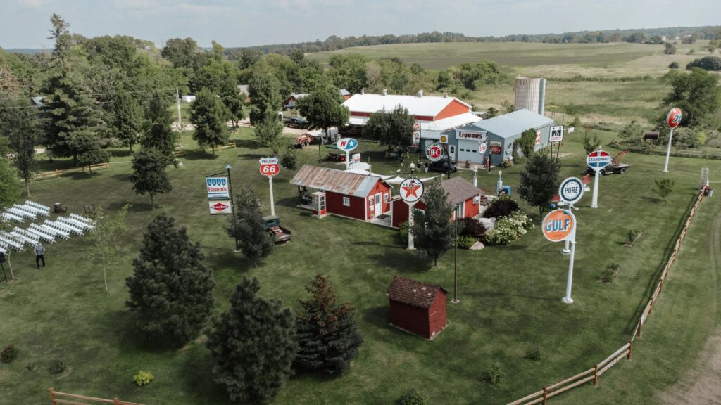 What Is a Wedding Venue?, Adler Ranch wedding venue Minnesota