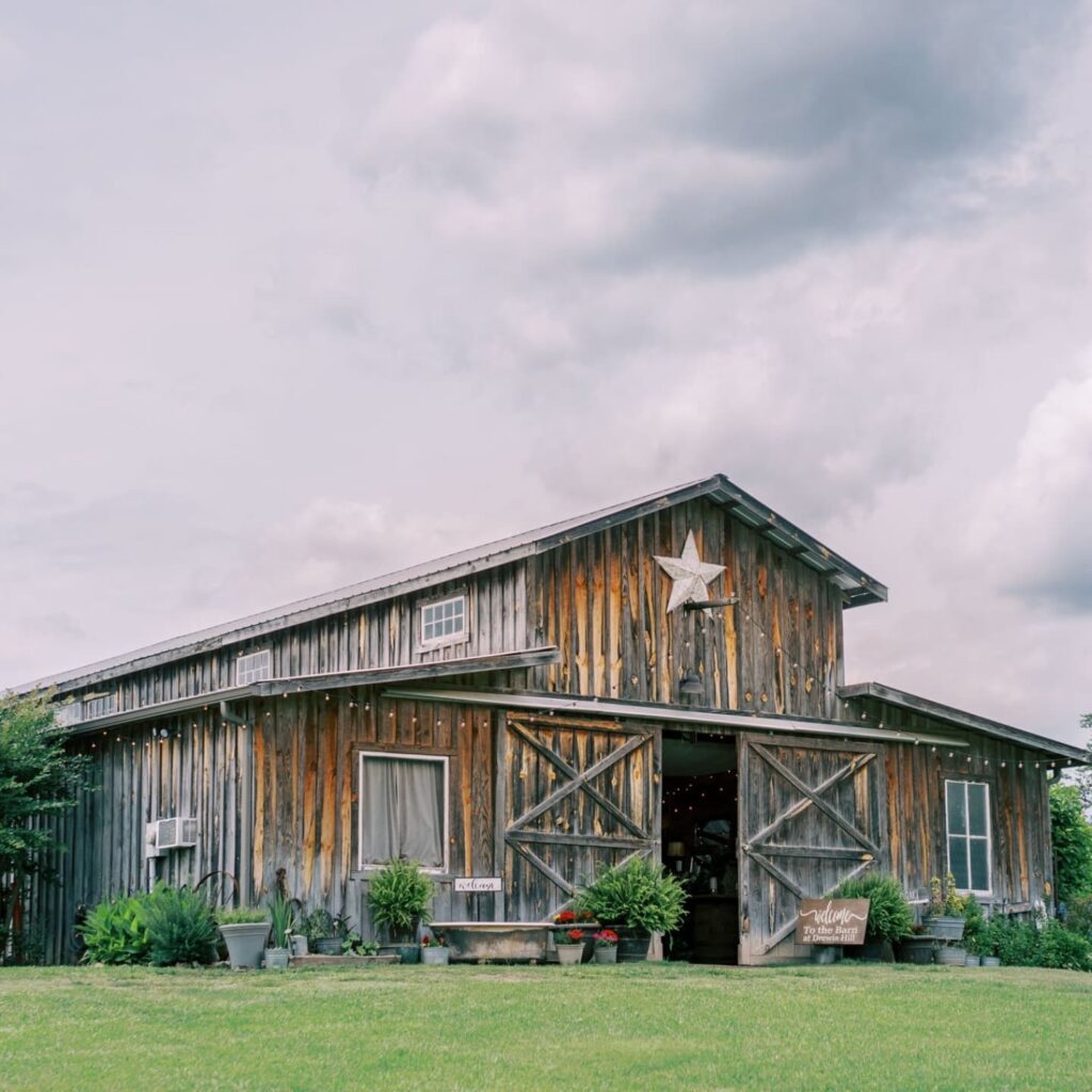 Barn at Drewia Hill Chattanooga wedding venue