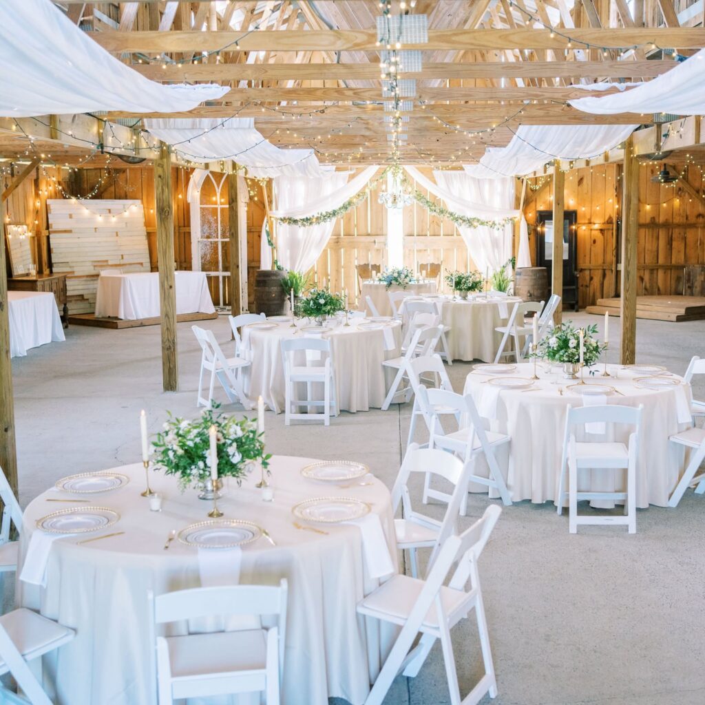 Real wedding photography captured by Nelya Photography at The Barn at Drewia Hill near Chattanooga, Tennessee.