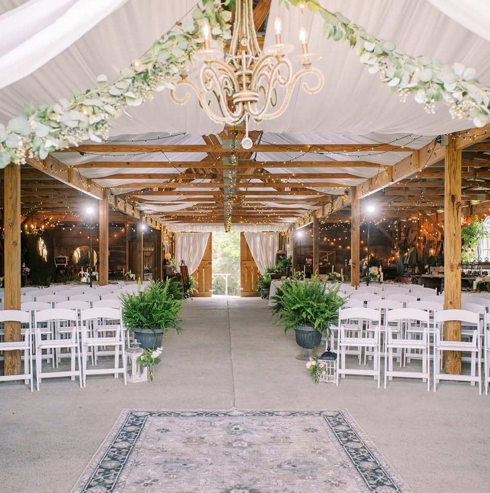 Beautiful Chattanooga wedding venue with pricing, all inclusive packages, garden ceremonies, outdoor ceremonies & indoor receptions.