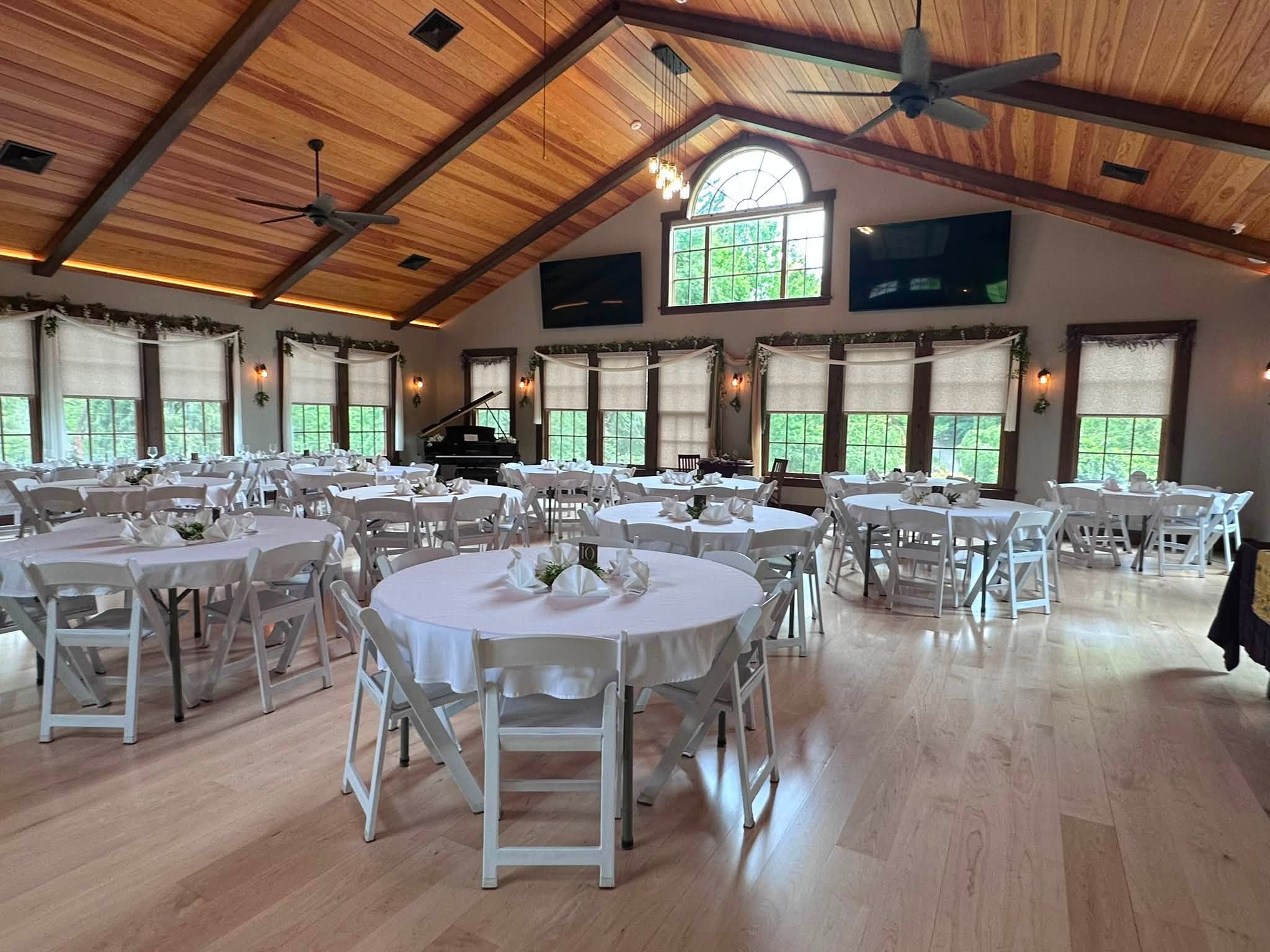 The Historic Manor Estate Wedding Packages for up to 100 wedding guests are affordable