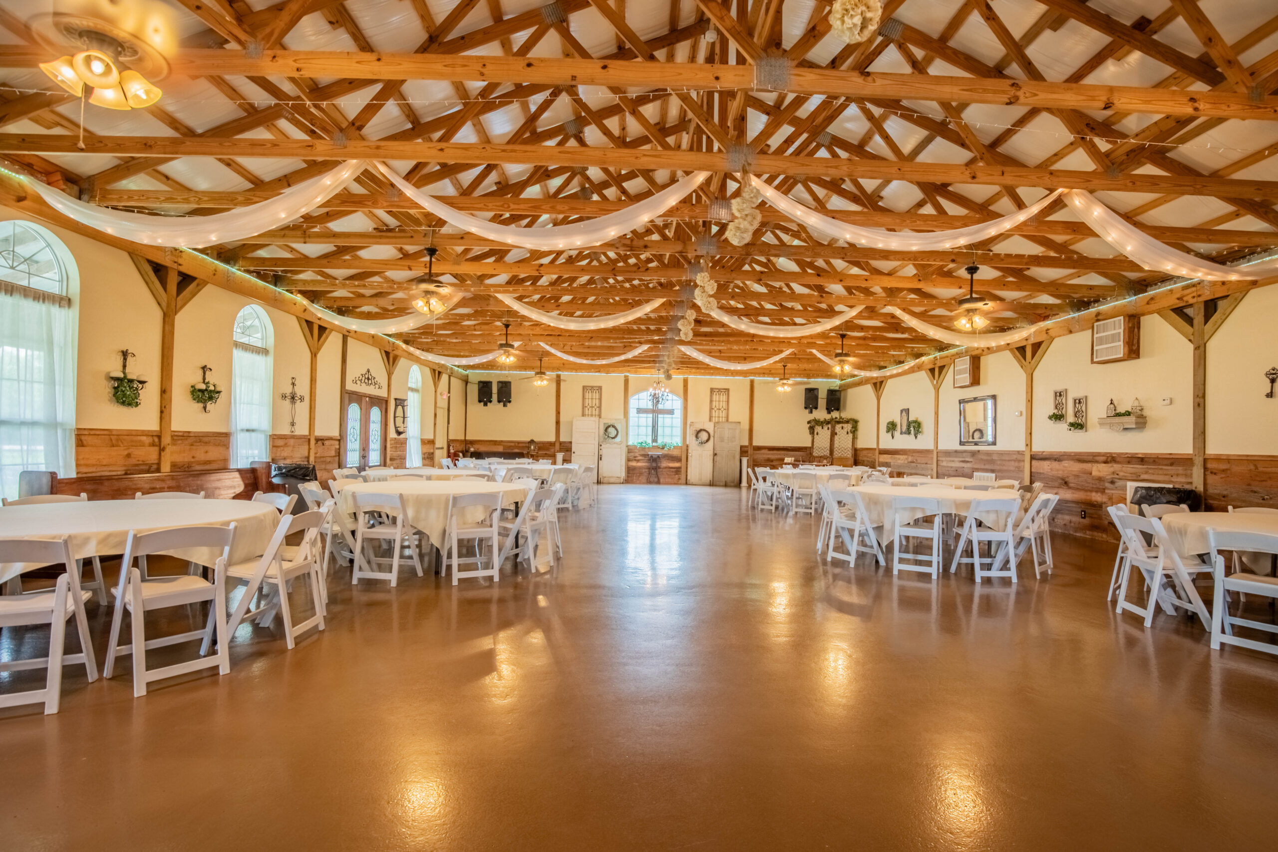 What Is Considered an Affordable Wedding Venue Near Houston