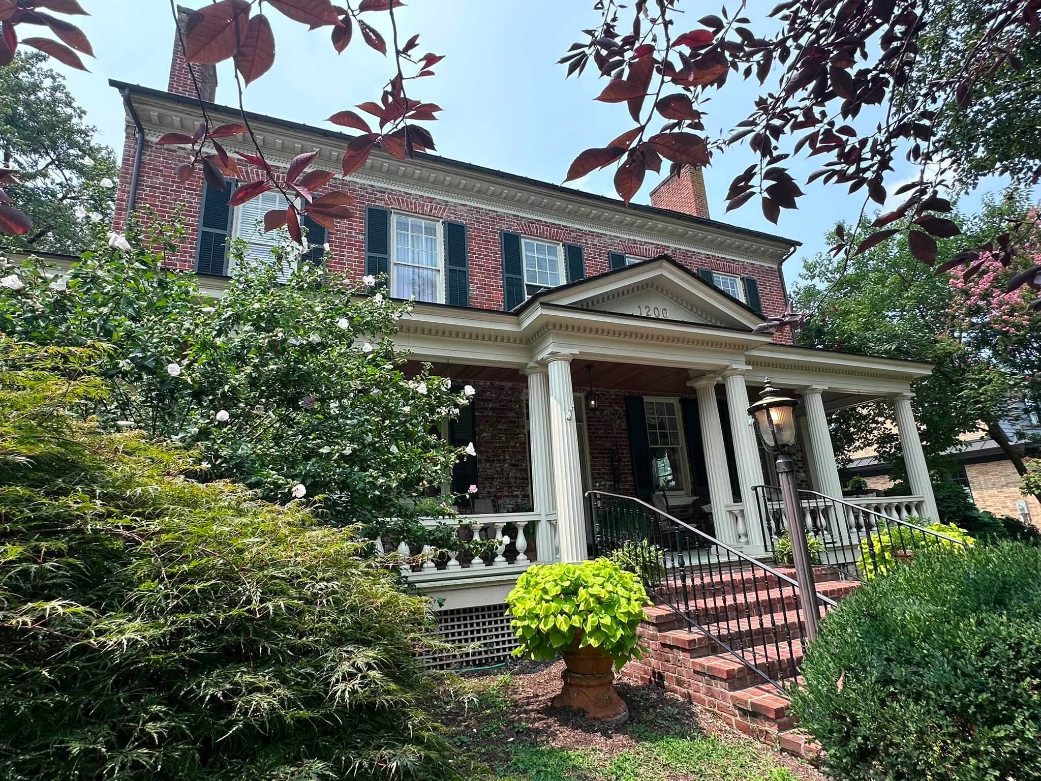 Ironclad Inn specializes in small luxury weddings with up to 19 guests making it ideal for