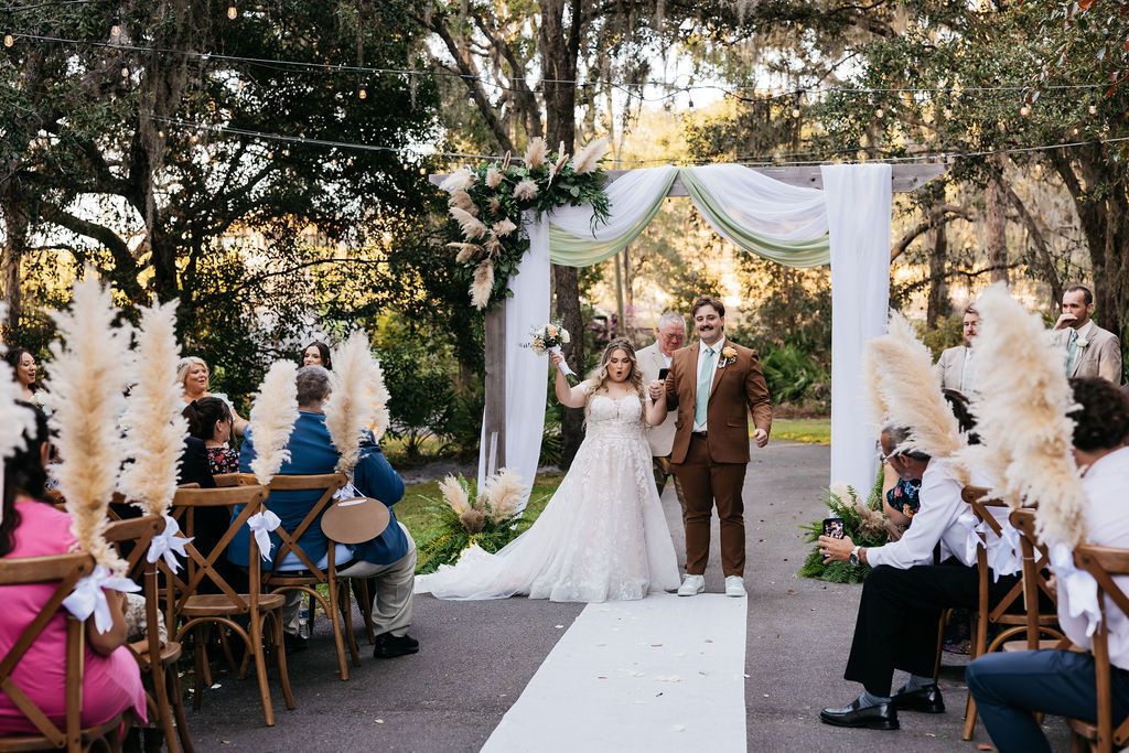 Where to find the best Orlando wedding venues featuring Rustic Grace Barn Wedding Venue in Davenport Florida