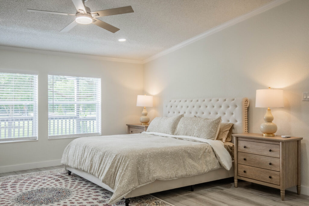 Beautiful, comfortable, newly updated overnight lodging at a affordable all inclusive wedding venue near Houston in Pearland Texas