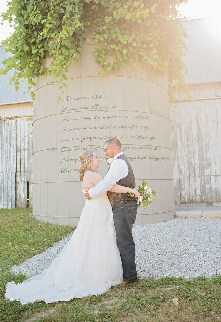 Romantic barn wedding venue with outdoor wedding ceremony, indoor wedding reception for large wedding guest count near Ann Arbor Michigan