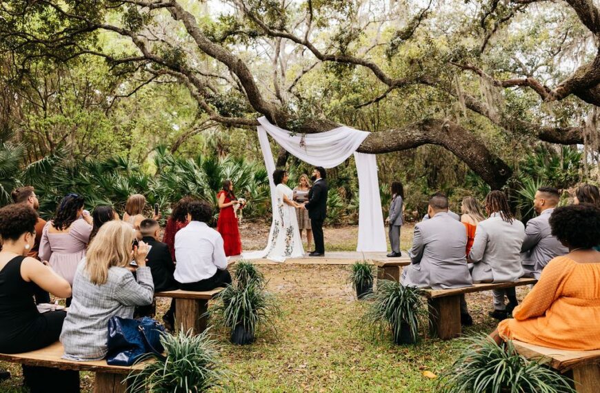 Rustic Grace Barn | Orlando Wedding Guides