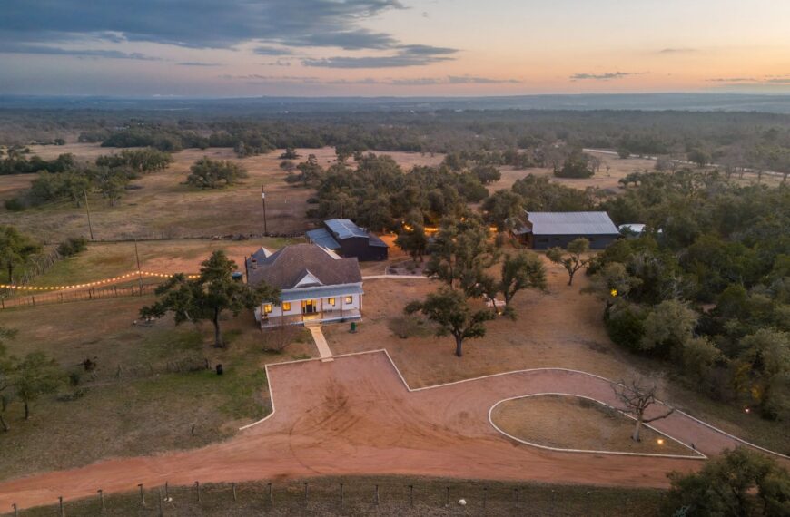 Willow Sky Ranch | Texas Hill Country Wedding Venue Near Fredericksburg, Austin & San Antonio