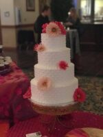 Alice's Piece of Cake
http://www.alicespieceofcake.com/ Columbus Ohio Wedding Cake