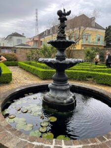 The Beauregard-Keyes House
www.bkhouse.org French Quarter Wedding Venue